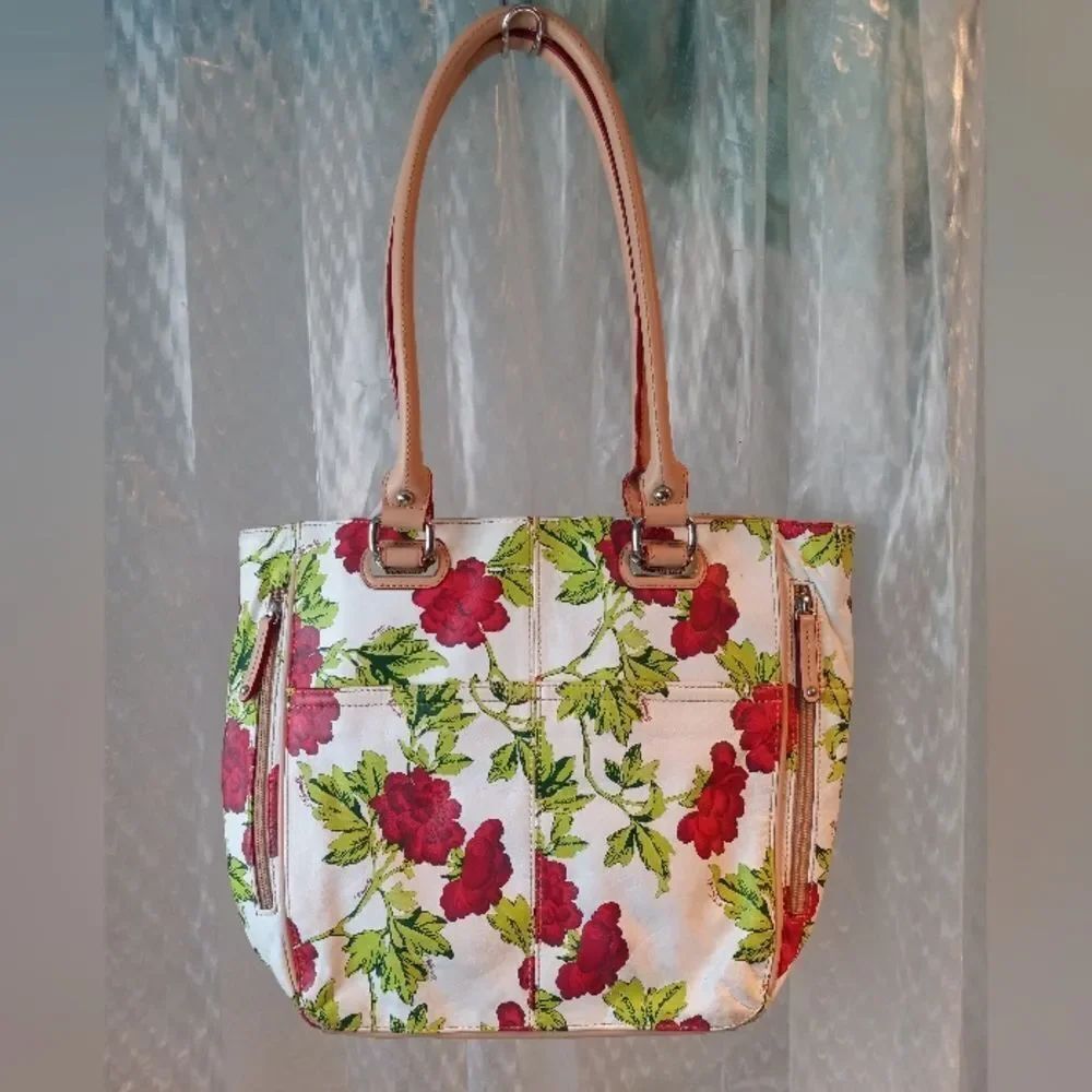 Tignanelo Leather Handbag